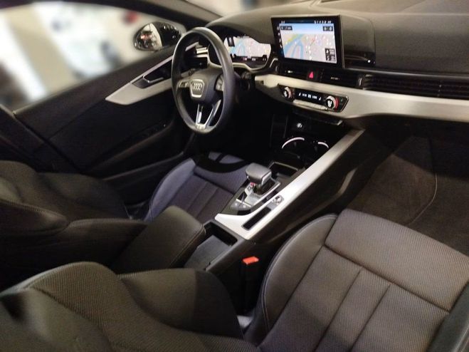 Audi A4 Avant 40 TFSI 204 S tronic 7 S line - 5P Blanc de 2022