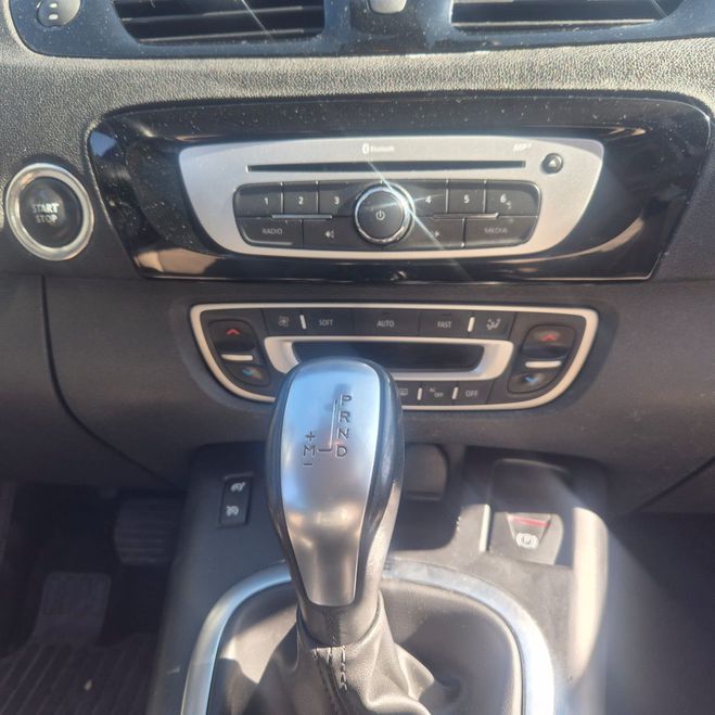 Renault Grand Scenic III (2) 1.5 DCI 110 BOSE DITION EDC 7PL Marron de 2015