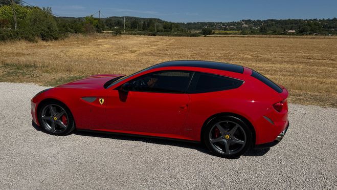 Ferrari FF V12 6.3 660 CH ROSSO CORSA de 2013