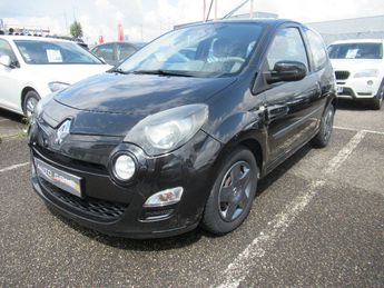  Voir détails -Renault Twingo II 1.2 LEV 16v 75 eco2 Dynamique à Aubire (63)