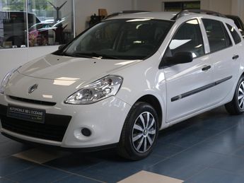  Voir détails -Renault Clio ESTATE III dCi 70 eco2 Authentique à Saint-Saturnin (72)