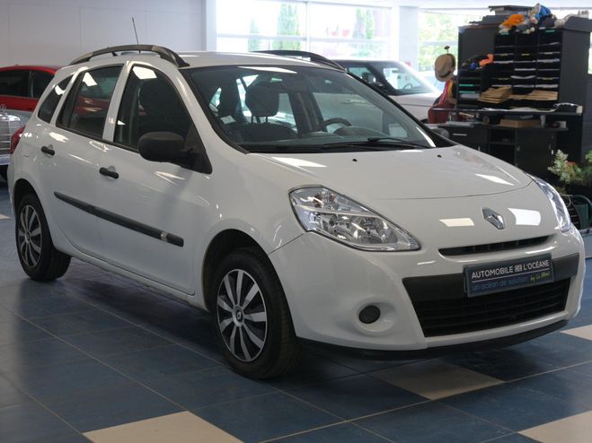 Renault Clio ESTATE III dCi 70 eco2 Authentique Blanc de 2009