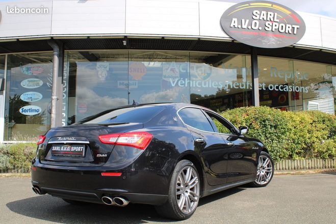 Maserati Ghibli iii 3.0 v6 diesel 275 granlusso auto ent Noir de 2017