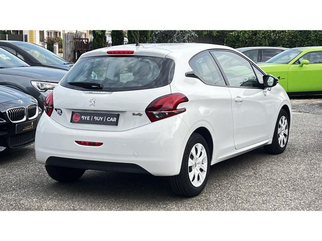 Peugeot 208 1.0i vti 12V - 68 BERLINE Like - GARANTI BLANC de 2016