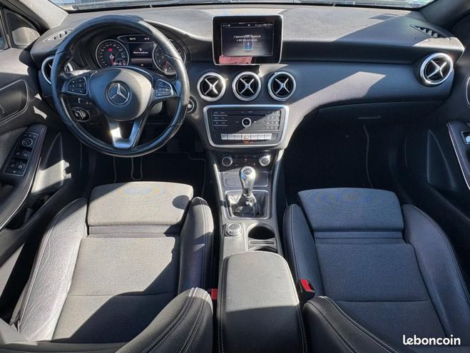 Mercedes Classe A 160 100ch CAMERA DE RECUL Noir de 2016