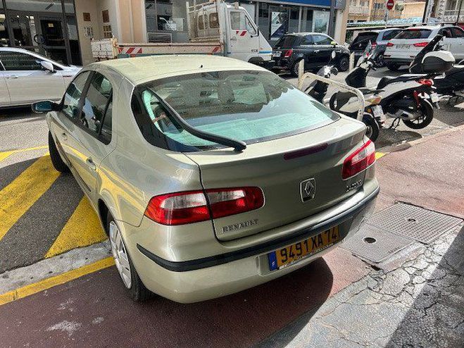 Renault Laguna II 1.6 16V 110CH EXPRESSION Beige de 2001