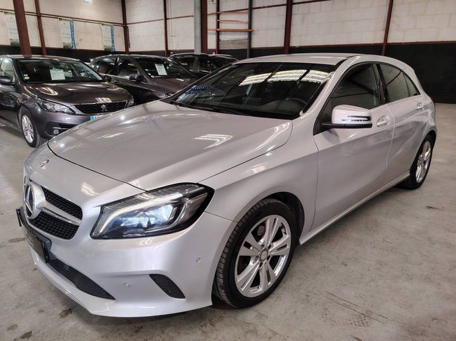 Mercedes Classe A III 180 Fascination 7G-DCT GRIS C de 2016