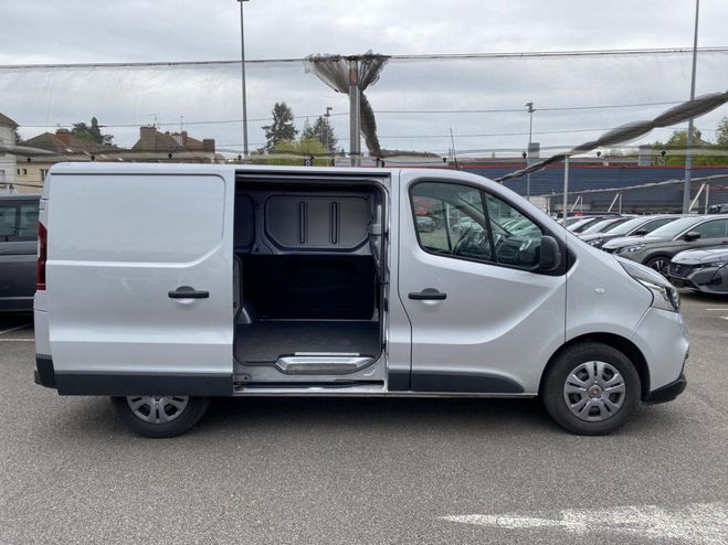 Fiat Talento II FOURGON TOLE L1H1 1.6 MULTIJET 145 PA Gris clair de 2021