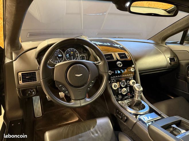 Aston martin V12 Vantage coupe 6.0 517 ch black carbon edition ga Noir de 2010