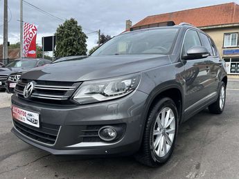  Voir détails -Volkswagen Tiguan 2.0 TDi DSG 4Motion Sport Carnet complet à Saint-Ghislain (73)