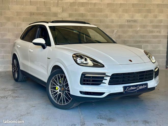 Porsche Cayenne Hybride Platinum Edition Blanc de 2023