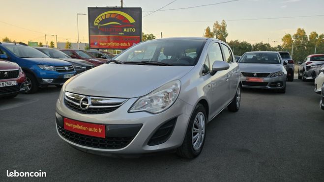Opel Corsa 1.2 85 ch Twinport Essentia Gris de 2011