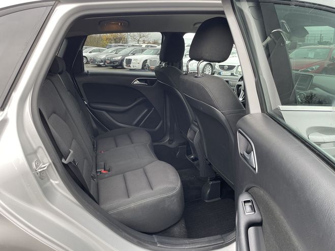 Mercedes Classe B 180 CDI BUSINESS GRIS CLAIR  de 2012