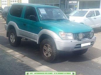  Voir détails -Toyota Land Cruiser SERIE 90 KZJ90 3.0TD VX BVA 3PORTES à Saint-Bonnet-le-Froid (43)