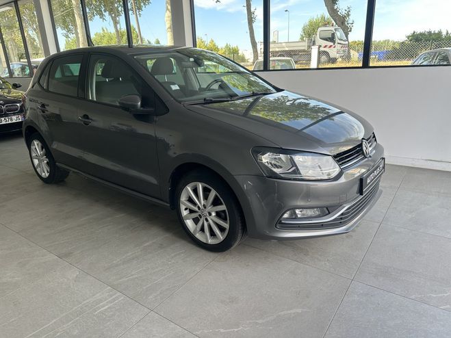 Volkswagen Polo 1.4 TDI 90 BlueMotion Technology Sportli GRIS de 2015