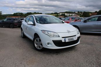  Voir détails -Renault Megane III 1L5 DCI 110 CV DYNAMIQUE CLIM ATTELA à Xertigny (88)