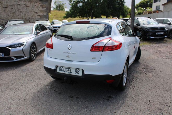 Renault Megane III 1L5 DCI 110 CV DYNAMIQUE CLIM ATTELA Blanc Alpin de 2012