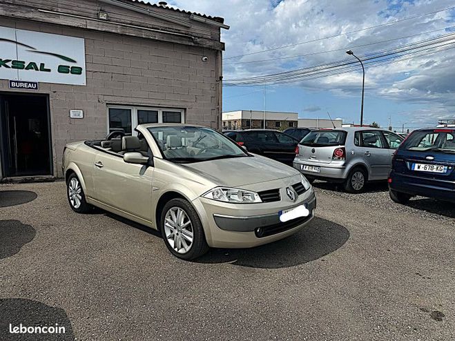 Renault Megane CC II 2.0 16V 136CH LUXE PRIVILEGE Beige de 2004