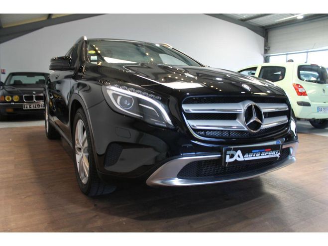 Mercedes Classe GLA CLASSE 220 d - BV 7G-DCT - BM X156 Sensa NOIR de 2017