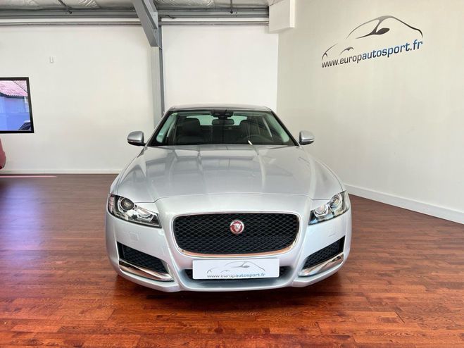 Jaguar XF 2.0D 180CH PRESTIGE Gris de 2018