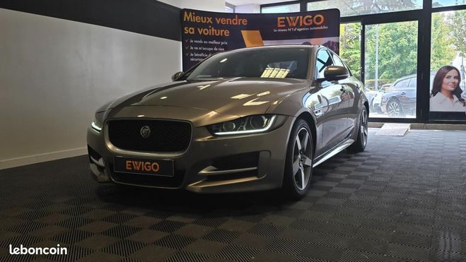 Jaguar XE 2.0 D 180ch R-SPORT + CAMERA DE RECUL Autre de 2017