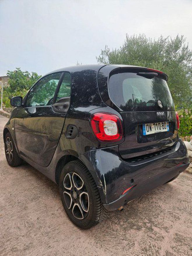 Smart Fortwo COUPE 61CH PURE Noir de 2015