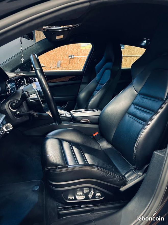 Porsche Panamera ii 4.0 v8 turbo entretien complet garant Noir de 2017