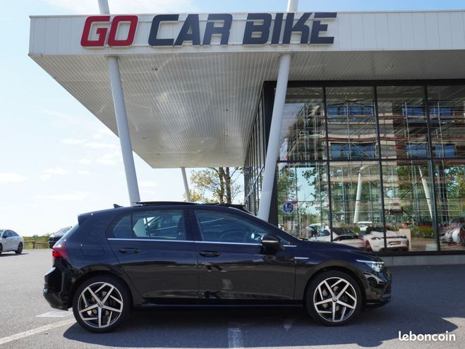 Volkswagen Golf 8 2.0 TDI 150CH Style Toit ouvrant Garan  de 2021