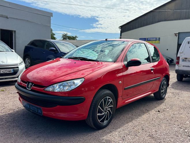Peugeot 206 1.4i 75ch Urban Rouge de 2008