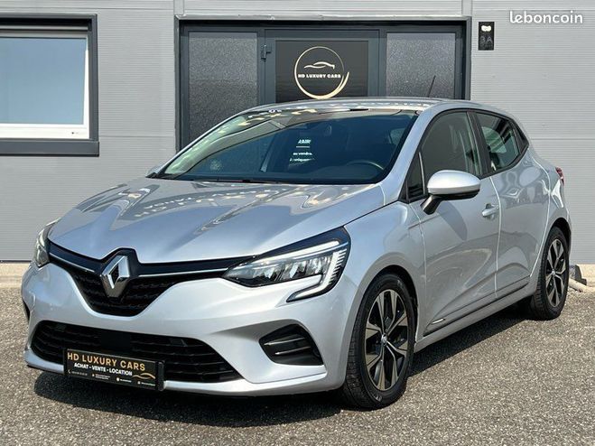 Renault Clio E-Tech 140ch Gris de 2021