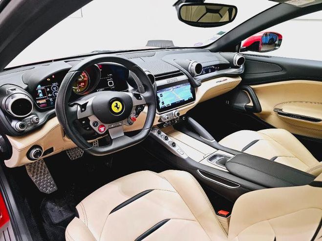 Ferrari GTC4 Lusso GTC4Lusso V12 6.3 690ch Rouge Rosso Fuoco de 2016