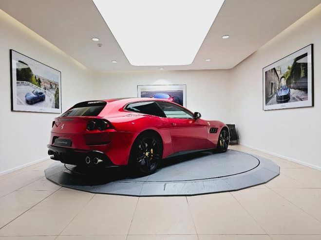 Ferrari GTC4 Lusso GTC4Lusso V12 6.3 690ch Rouge Rosso Fuoco de 2016