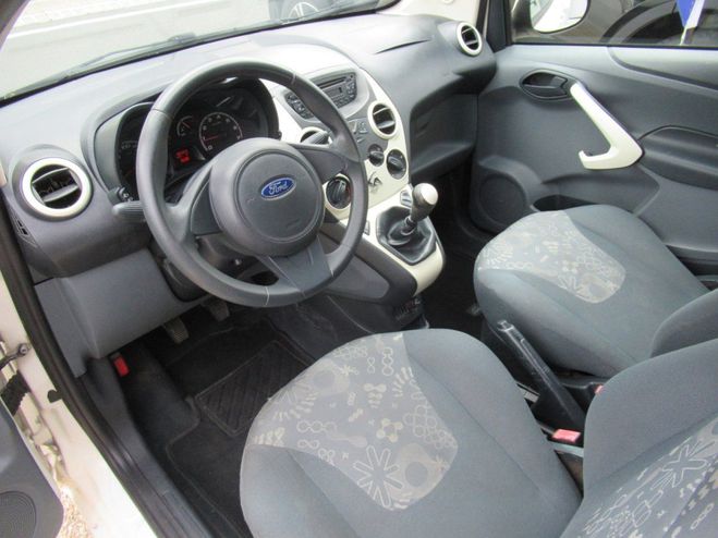 Ford KA 1.2 69CH STOP&START TITANIUM Blanc de 2011