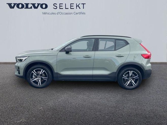 Volvo XC40 B3 163ch Plus DCT 7 Noir Onyx Mtallis de 2024