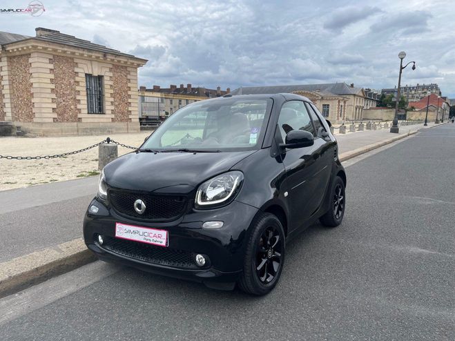 Smart Fortwo COUPE 1.0 71 ch SS BA6 Passion CABRIOLET Noir de 2016