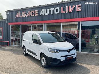  Voir détails -Toyota Proace City MEDIUM 100 D-4D BUSINESS RC21 à Eckbolsheim (67)