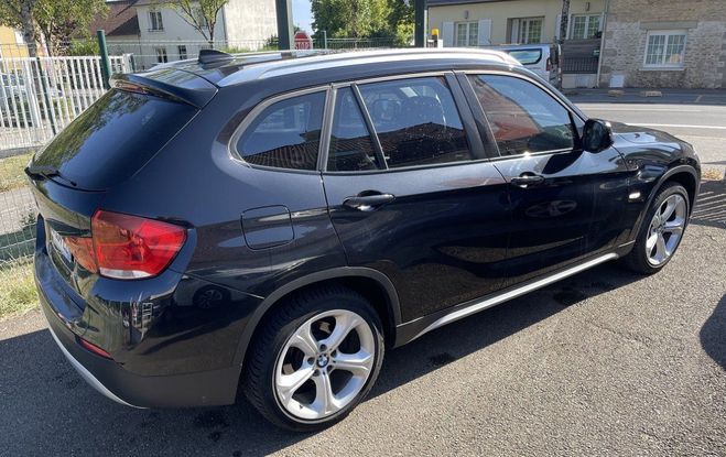 BMW X1 (E84) SDRIVE20DA 177CH CONFORT Noir de 2012