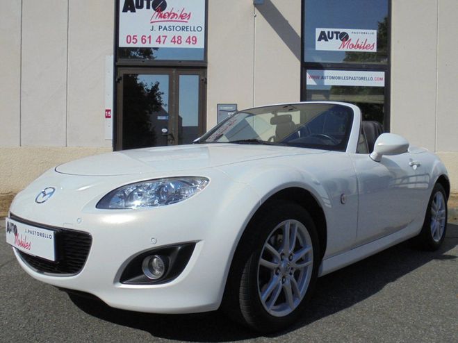 Mazda MX5 5 1.8 L MZR 126 CH ROADSTER COUPE ELEGAN BLANC CRISTAL NACRE de 2011