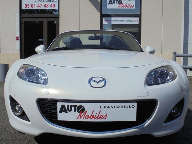 Mazda MX5 5 1.8 L MZR 126 CH ROADSTER COUPE ELEGAN BLANC CRISTAL NACRE de 2011