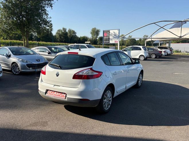 Renault Megane 1.5 DCI 95CH III ZENC MOTEUR 60 000 KILM BLANC de 2014