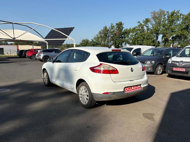 Renault Megane 1.5 DCI 95CH III ZENC MOTEUR 60 000 KILM BLANC de 2014