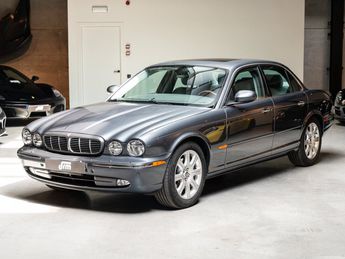  Voir détails -Jaguar XJ 8 4.2L à Mont-Saint-Guibert (14)