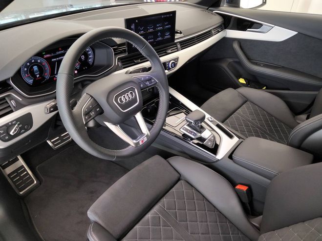 Audi A4 35 TFSI 150 S tronic 7 Competition Bleu de 