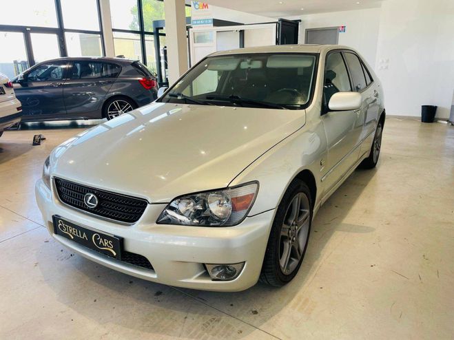 Lexus IS 200 Pack Luxe BVA GRIS C de 2003