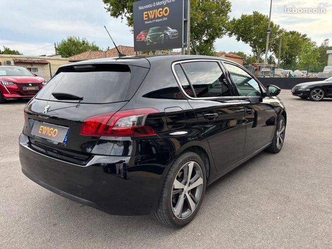 Peugeot 308 GENERATION-II 1.5 BLUEHDI 130 ALLURE STA Noir de 2018