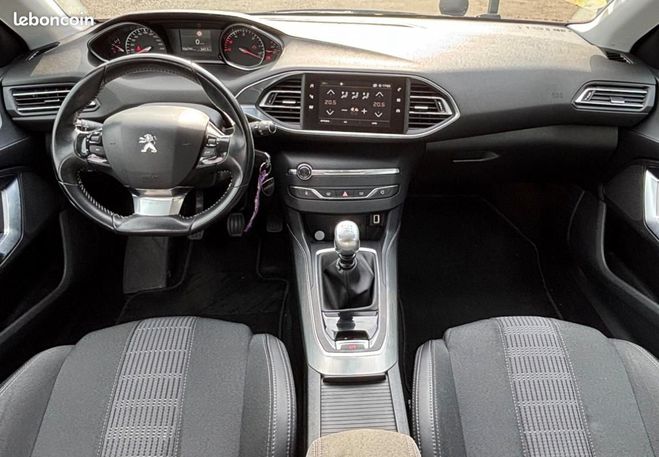 Peugeot 308 GENERATION-II 1.5 BLUEHDI 130 ALLURE STA Noir de 2018
