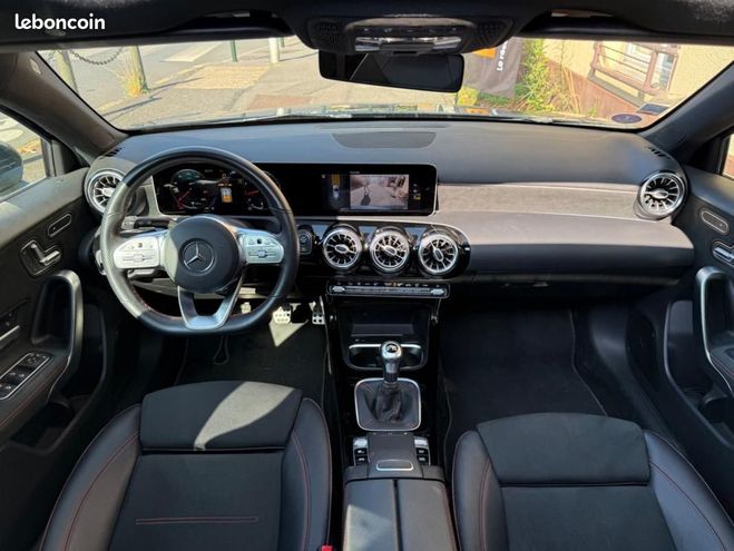 Mercedes Classe A 1.3 180 136Ch AMG LINE TOIT OUVRANT SIG Bleu de 2019