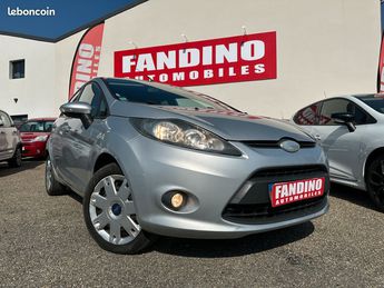  Voir détails -Ford Fiesta 1.4 Tdci 70Ch Trend 5P à Pavie (32)