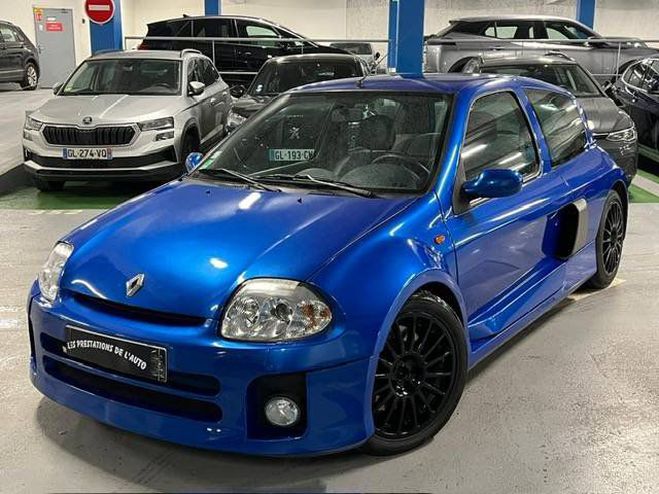 Renault Clio II (B/C65) 3.0 V6 255ch 3p BLEU FONCE de 2005