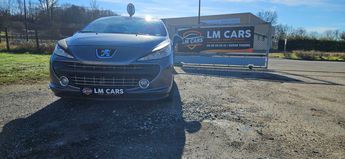  Voir détails -Peugeot 207 CC Coup-Cabrio Sport à Thiers (63)